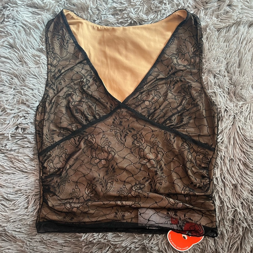 Lace Floral V-Neck Top